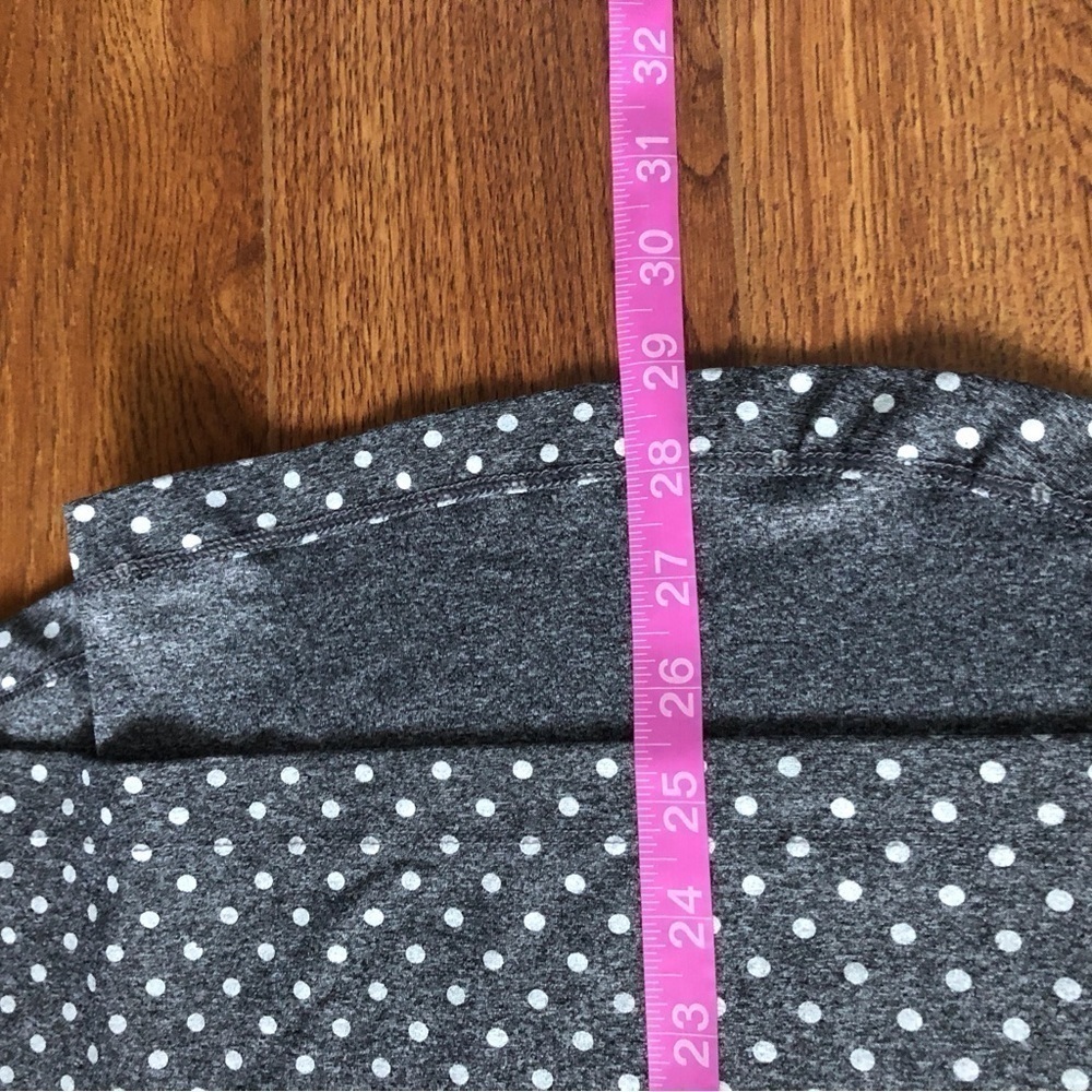 Vogo Athletica gray polka dot workout tank top in size L - Picture 5 of 6